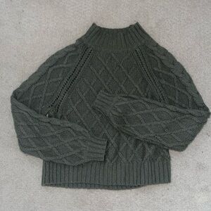 American Eagle green turtleneck xs sweater